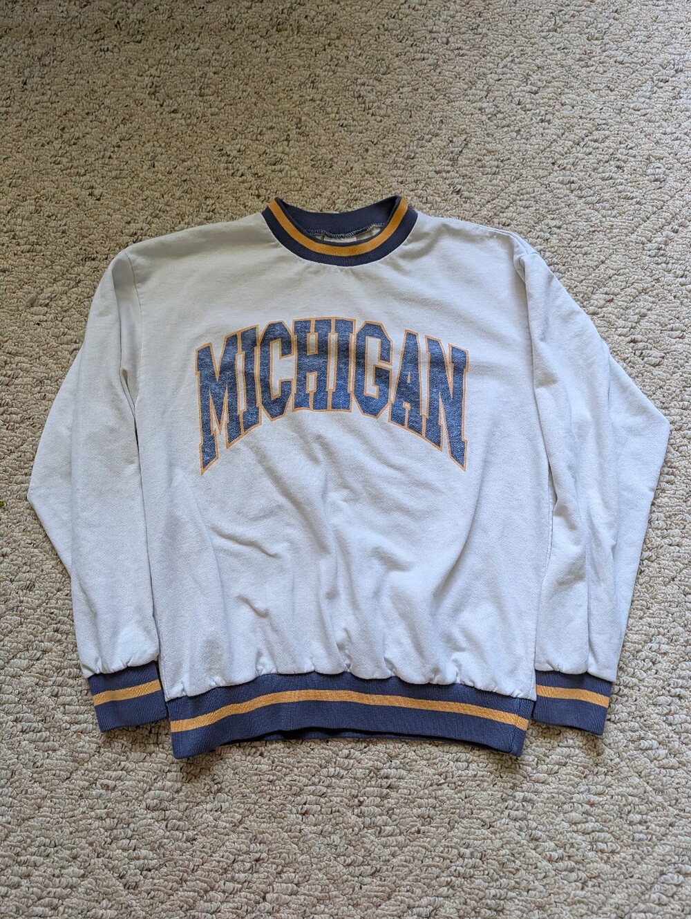 Vintage '80s Michigan U Of M Colligate Tricolor Crewneck Sweatshirt Scoreboard